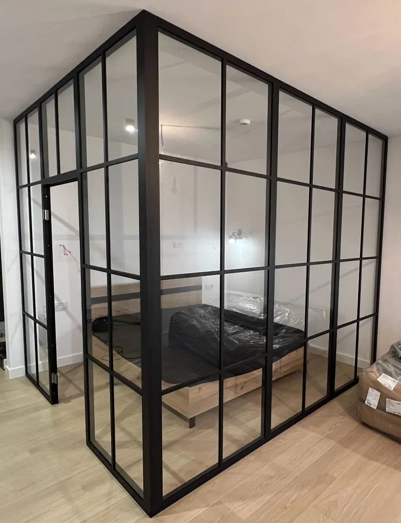 Kolejna ścianka aluminiowa w wykonaniu loftowym